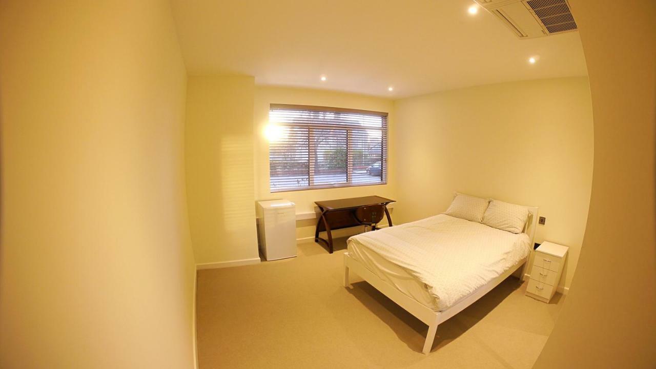 Graphic House Aparthotel Norwich Bagian luar foto